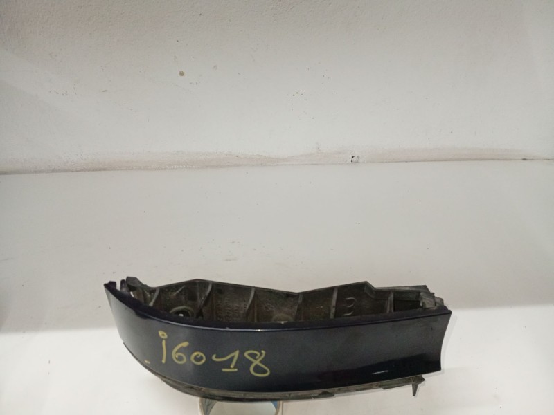 Recambio de moldura para audi a3 (8l1) 1.9 tdi referencia OEM IAM 8L0807377E  