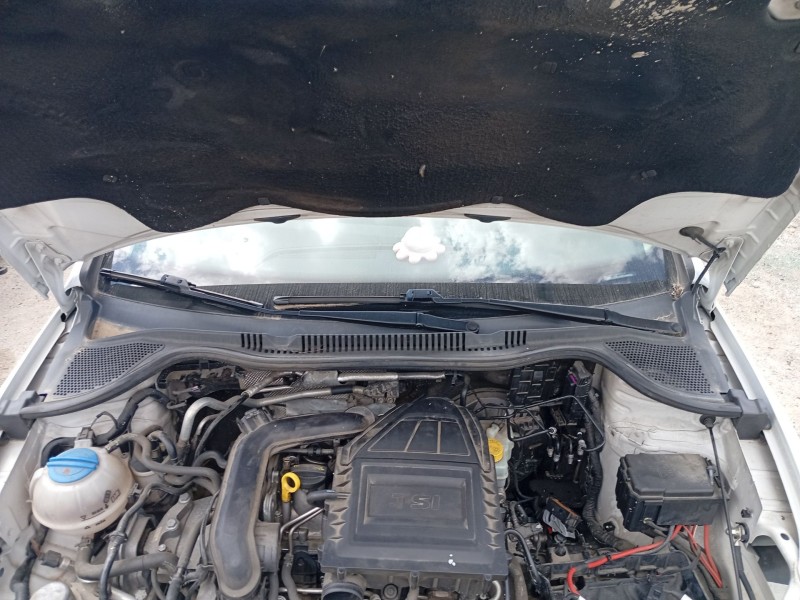 Recambio de moldura para seat ibiza iv sc (6j1, 6p5) 1.0 tsi referencia OEM IAM 6J1853185B  