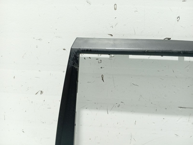 Recambio de moldura para seat ibiza iv sc (6j1, 6p5) 1.0 tsi referencia OEM IAM 6P0858071A  