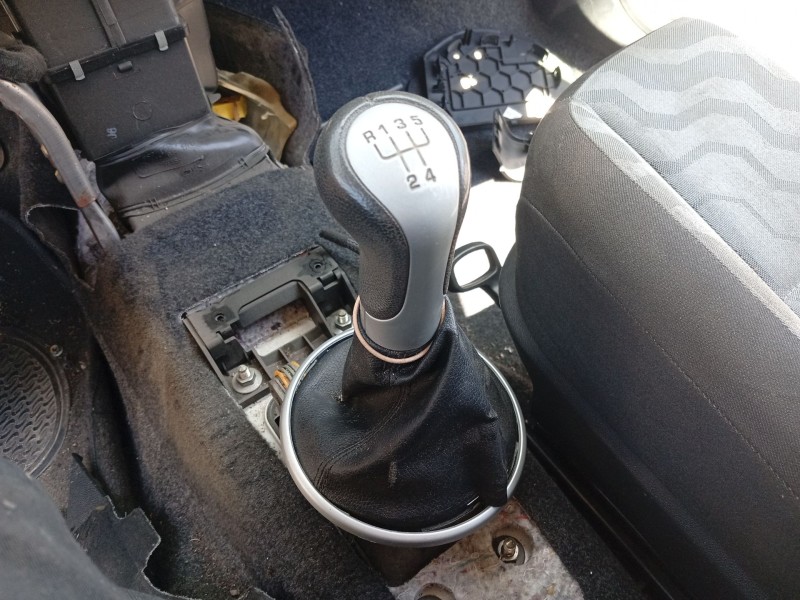 Recambio de palanca cambio para skoda fabia ii (542) 1.2 referencia OEM IAM 6Q0711050B  