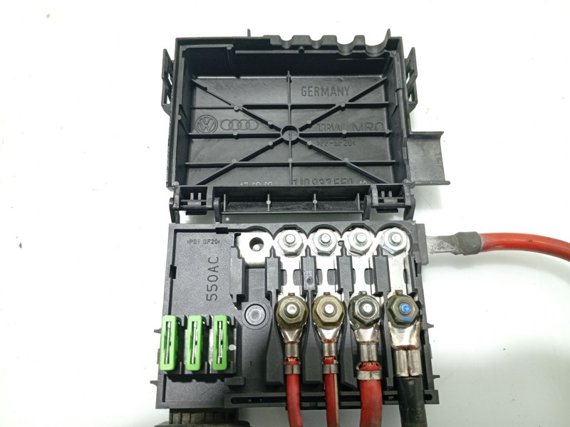 Recambio de caja fusibles delantera para audi a3 (8l1) 1.9 tdi referencia OEM IAM 1J0937550  