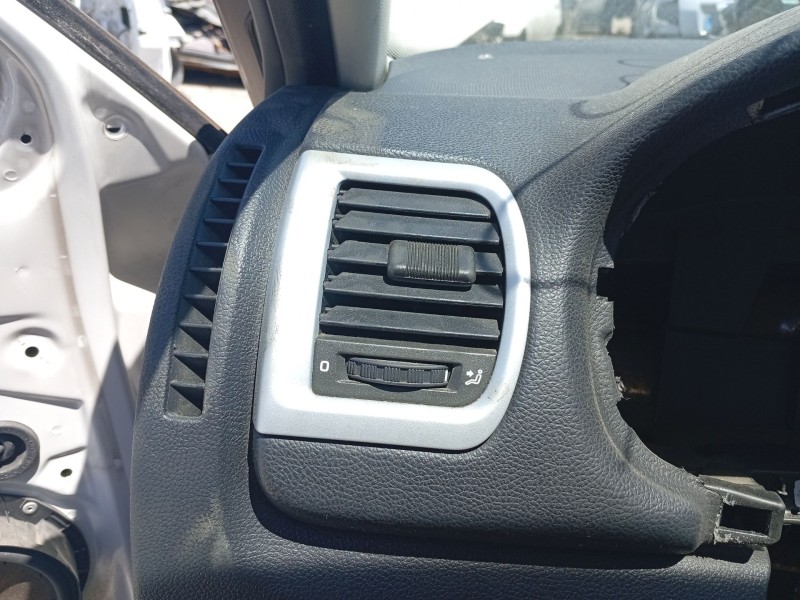 Recambio de aireador calefaccion para skoda fabia ii (542) 1.2 referencia OEM IAM 5J0819701B 5J0819701D 