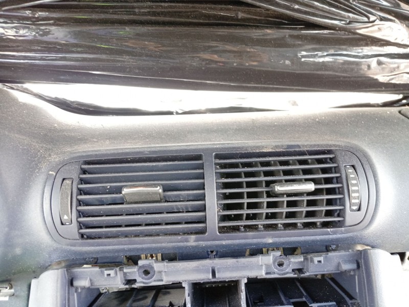 Recambio de aireador central para audi a3 (8l1) 1.9 tdi referencia OEM IAM   