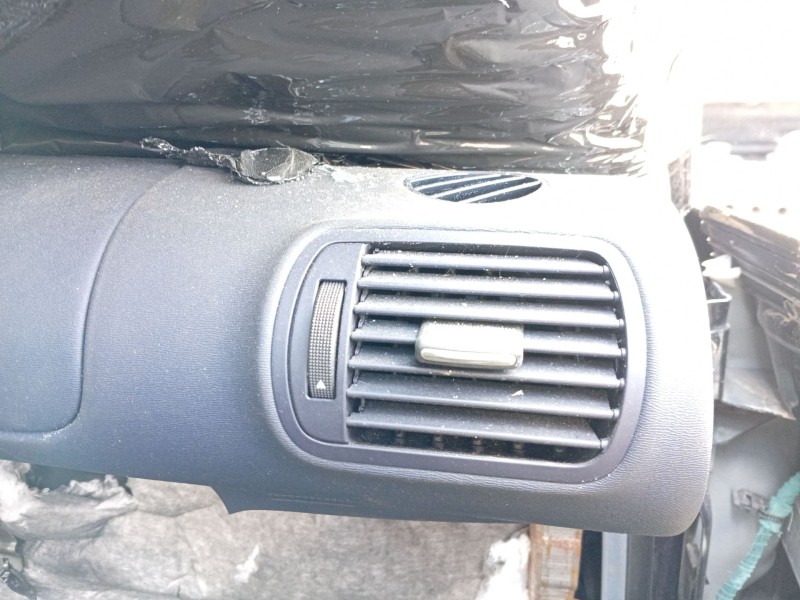 Recambio de aireador lateral derecho para audi a3 (8l1) 1.9 tdi referencia OEM IAM   