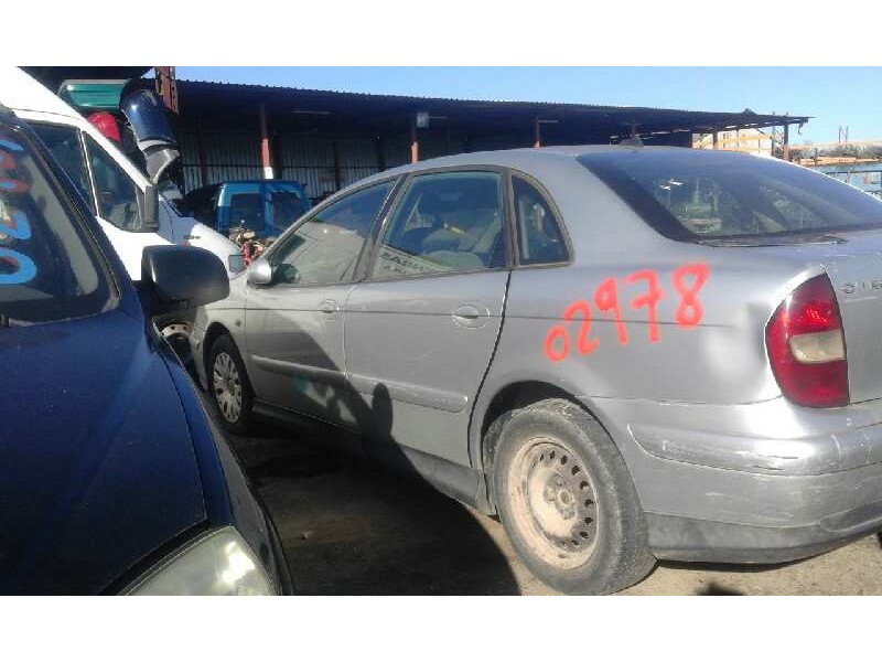 citroen c5 berlina 2.0 hdi sx   |   0.01 - ... | 2001 - 2004 | 109 cv / 80 kw del año 2001