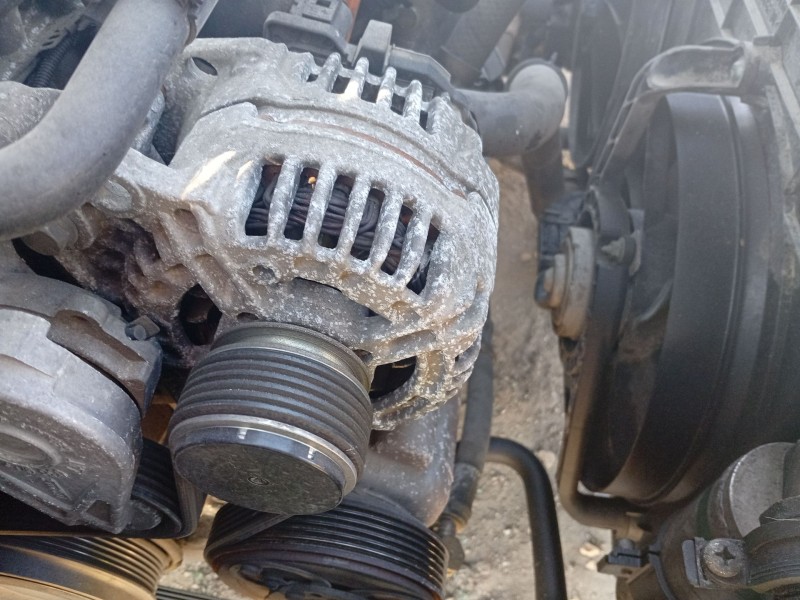 Recambio de alternador para audi a3 (8l1) 1.9 tdi referencia OEM IAM 038903018RV  
