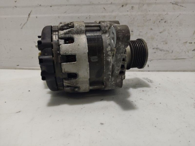 Recambio de alternador para opel insignia a (g09) 2.0 cdti (68) referencia OEM IAM 13579668  