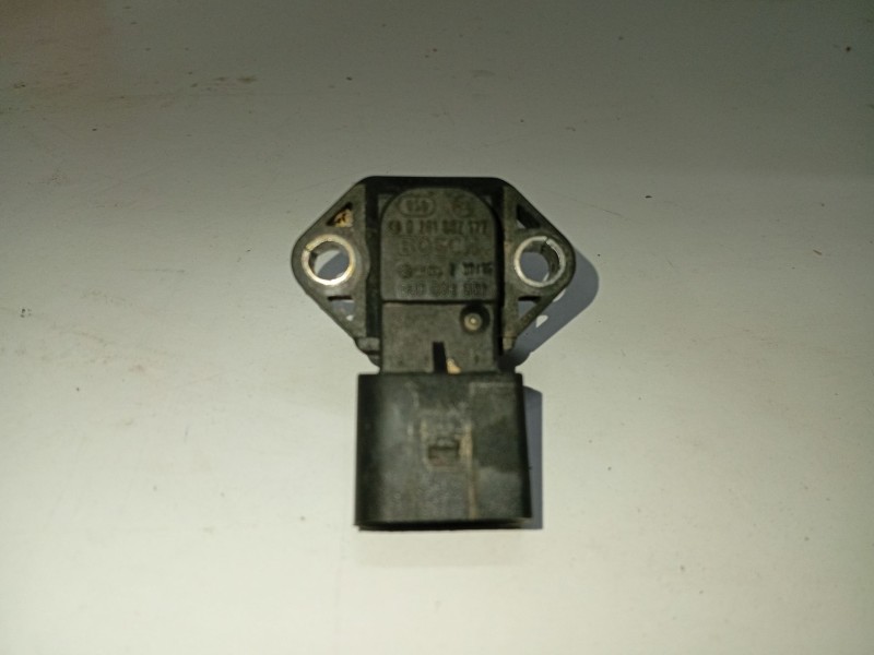 Recambio de sensor presion para audi a3 (8l1) 1.9 tdi referencia OEM IAM 038906051  