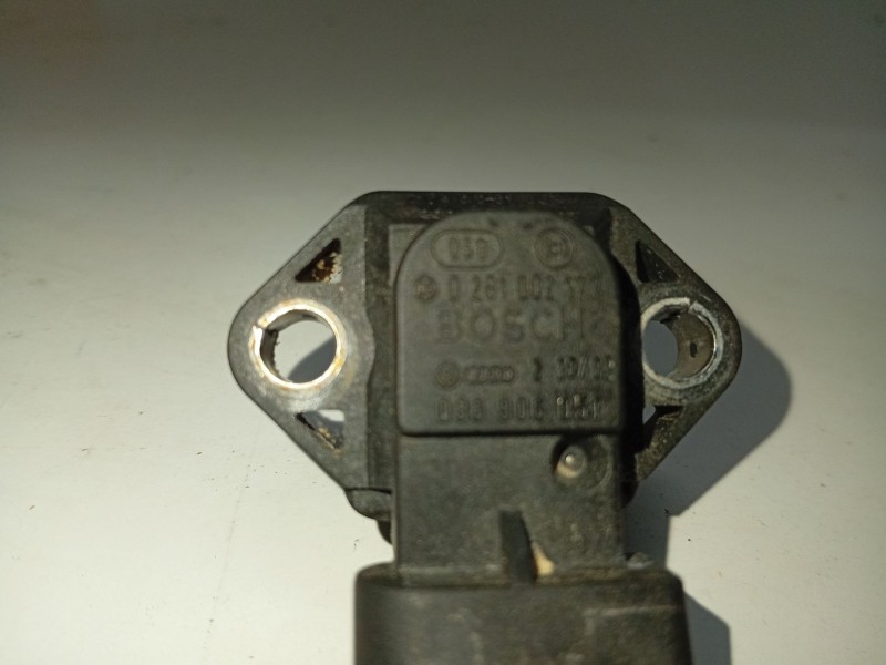 Recambio de sensor presion para audi a3 (8l1) 1.9 tdi referencia OEM IAM 038906051  