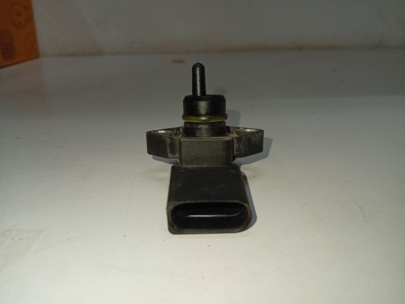 Recambio de sensor presion para audi a3 (8l1) 1.9 tdi referencia OEM IAM 038906051  