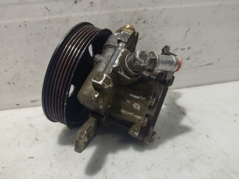 Recambio de bomba direccion para nissan atleon referencia OEM IAM   