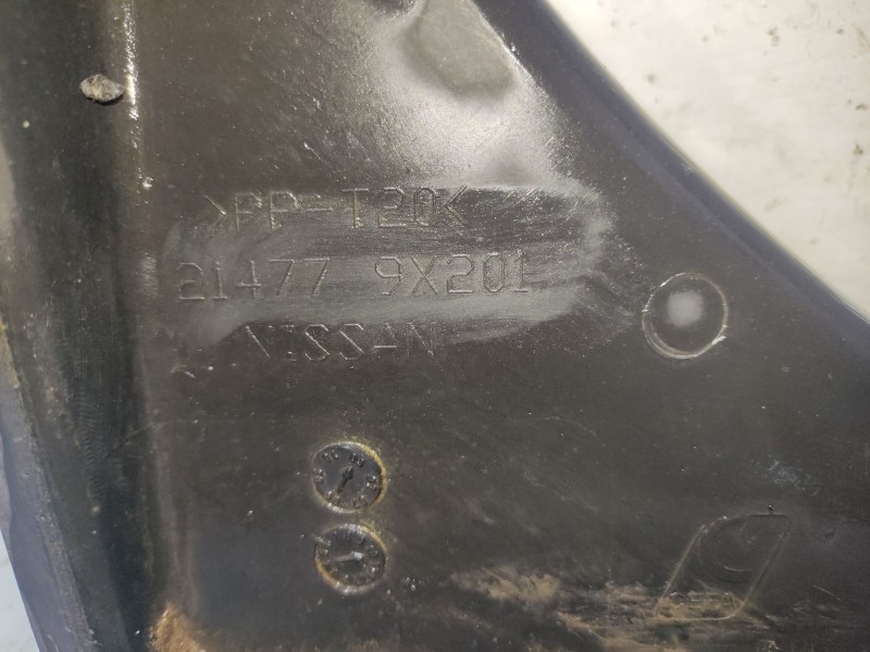 Recambio de moldura para nissan atleon referencia OEM IAM 214779X201  