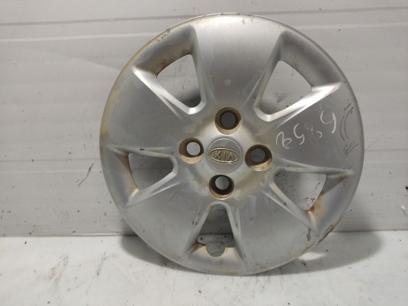 Recambio de tapacubos para kia cerato i hatchback (ld) 1.5 crdi referencia OEM IAM   