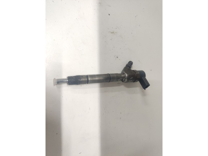 Recambio de inyector para kia cee´d referencia OEM IAM 0445110320 0445110320 338002A900