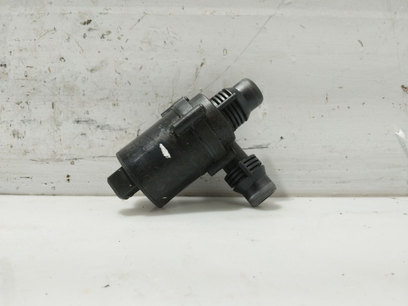 Recambio de bomba agua para mini mini (r50,r53) one d referencia OEM IAM 70207810 70207810 8381989