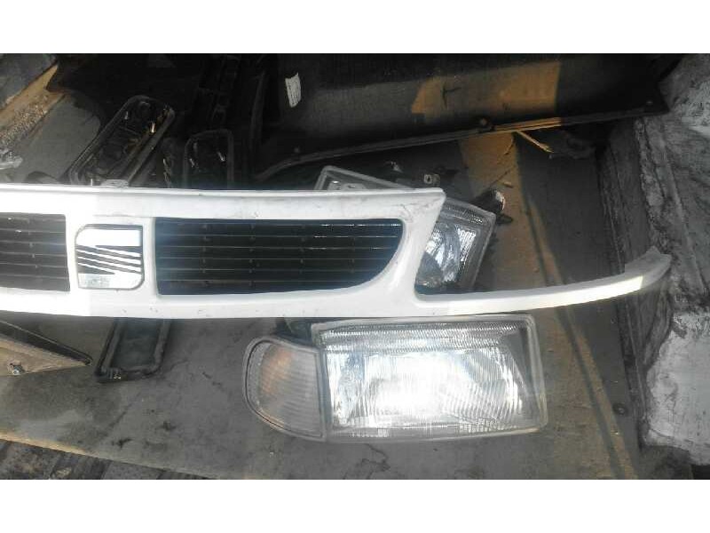 Recambio de rejilla delantera para seat inca (6k9) 1.9 sdi   |   0.95 - ... | 1995 | 64 cv / 47 kw referencia OEM IAM   