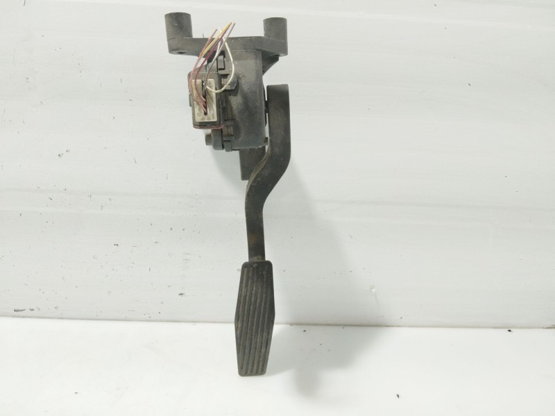 Recambio de pedal acelerador para opel meriva 1.7 16v cdti referencia OEM IAM   