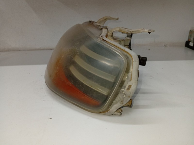 Recambio de faro izquierdo para daewoo kalos (klas) 1.4 referencia OEM IAM 96540151  