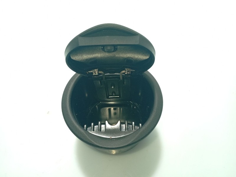 Recambio de cenicero para ford kuga iii (dfk) 1.5 ecoboost referencia OEM IAM 8V415404788ABW  