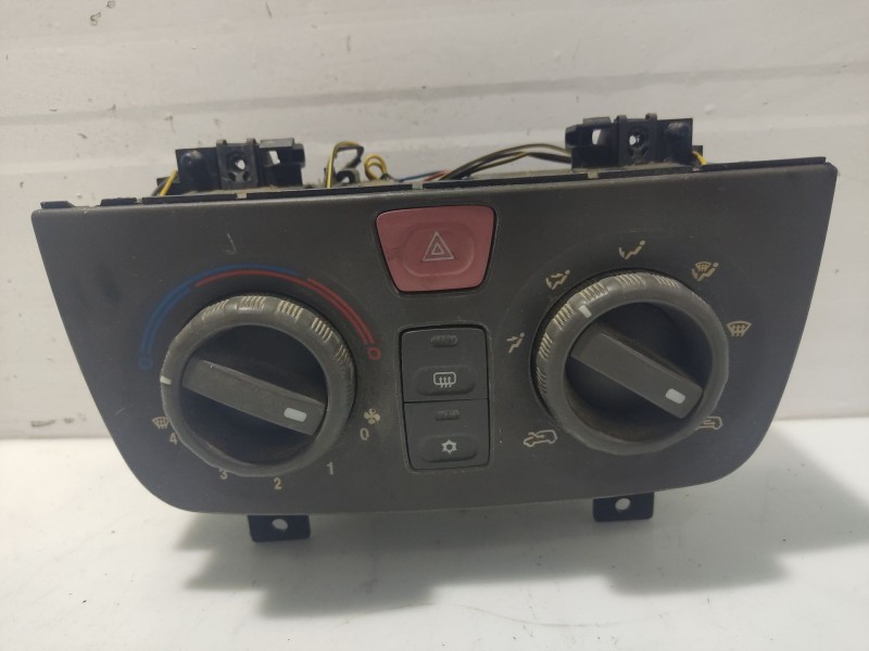 Recambio de mando calefaccion / aire acondicionado para fiat idea (135) 1.4 referencia OEM IAM   