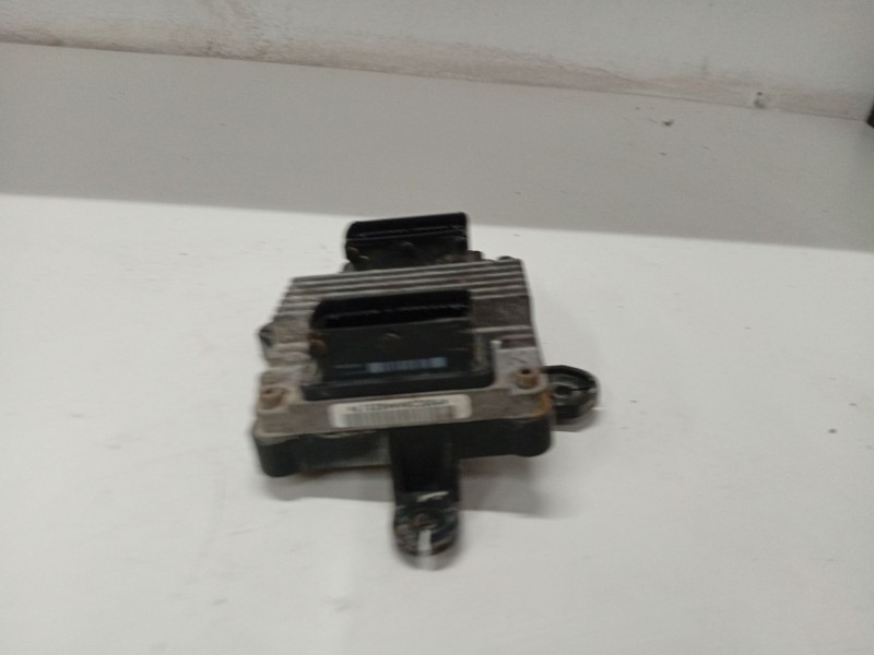 Recambio de centralita motor uce para daewoo kalos (klas) 1.4 referencia OEM IAM   