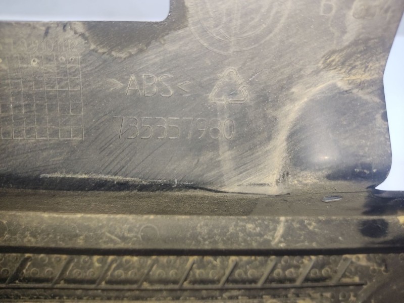 Recambio de calandra delantera de radiador para fiat idea (135) 1.4 referencia OEM IAM 735365526  