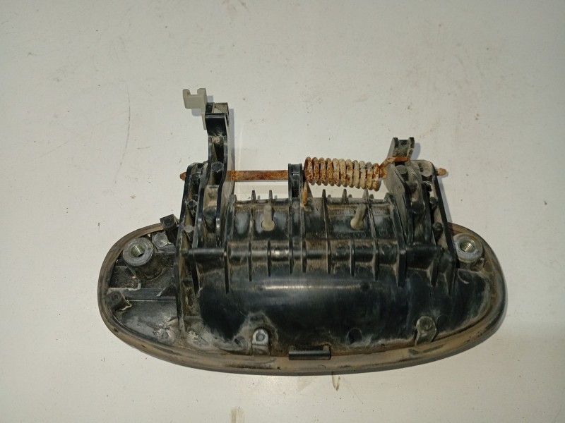 Recambio de maneta exterior trasera izquierda para daewoo kalos (klas) 1.4 referencia OEM IAM 96541633  