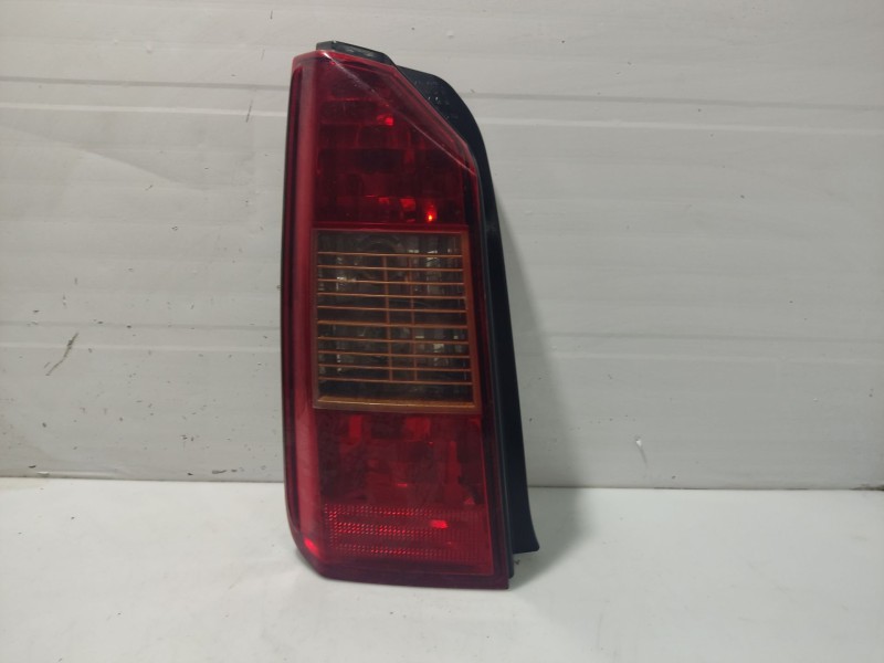 Recambio de piloto trasero izquierdo para fiat idea (135) 1.4 referencia OEM IAM   