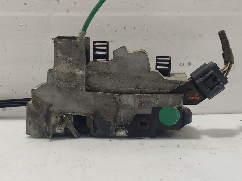 Recambio de cerradura puerta delantera izquierda para fiat idea (135) 1.4 referencia OEM IAM   