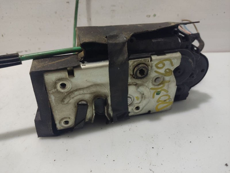 Recambio de cerradura puerta delantera derecha para fiat idea (135) 1.4 referencia OEM IAM   