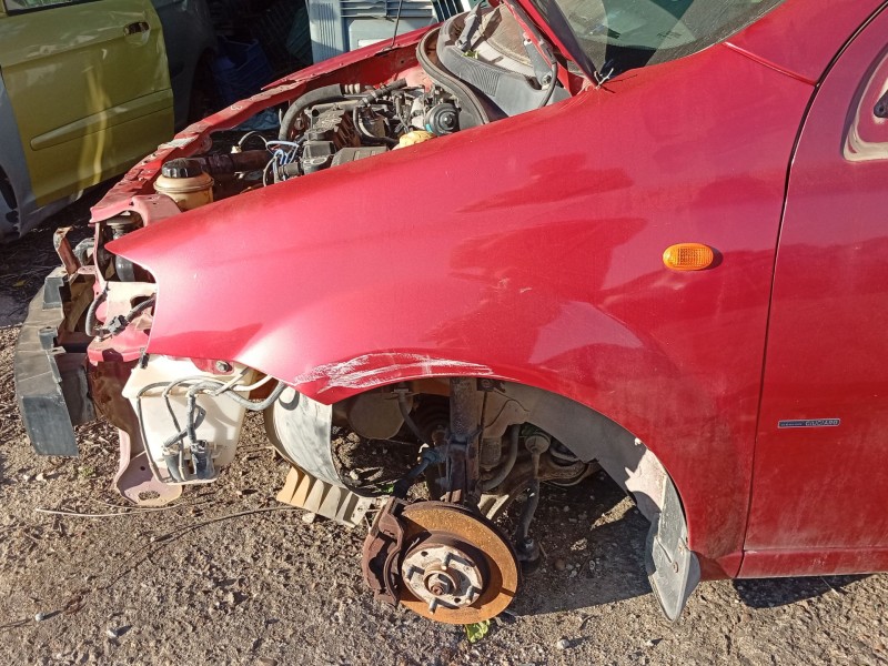 Recambio de aleta delantera izquierda para daewoo kalos (klas) 1.4 referencia OEM IAM 96476679  