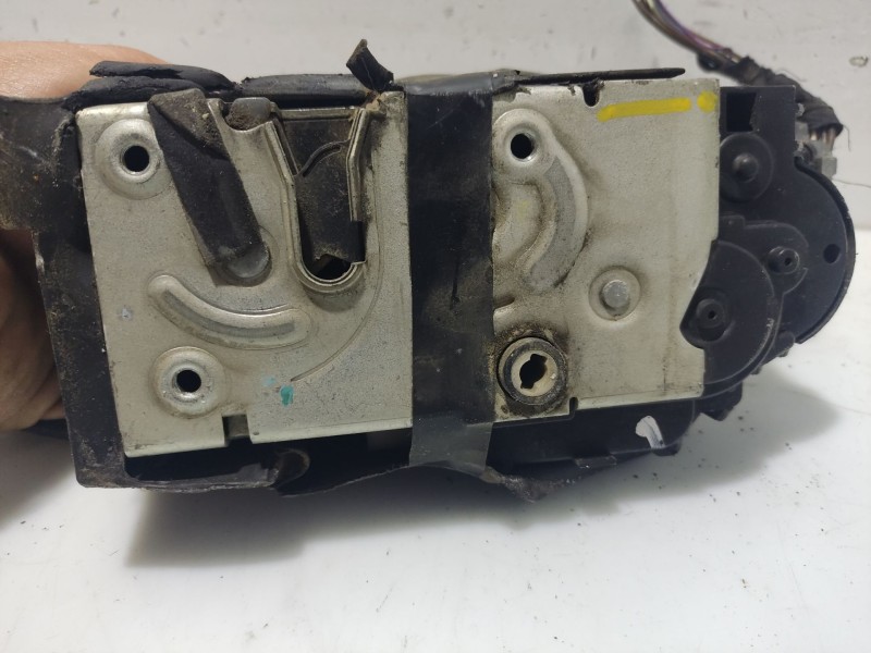 Recambio de cerradura puerta trasera izquierda para fiat idea (135) 1.4 referencia OEM IAM   