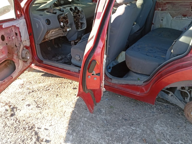 Recambio de puerta trasera izquierda para daewoo kalos (klas) 1.4 referencia OEM IAM 96942265  