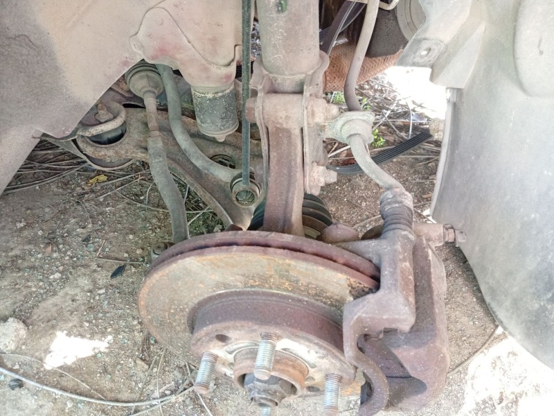 Recambio de mangueta delantera derecha para daewoo kalos (klas) 1.4 referencia OEM IAM 96870494  