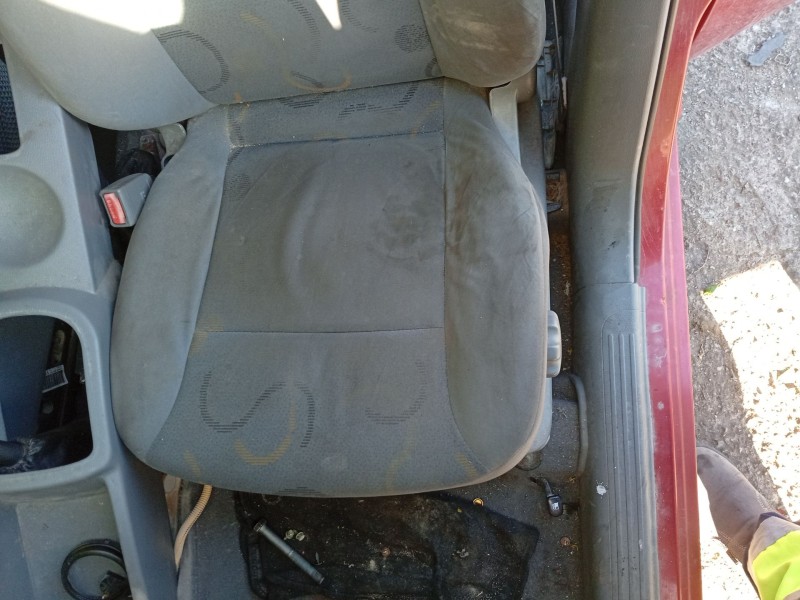 Recambio de asiento delantero izquierdo para daewoo kalos (klas) 1.4 referencia OEM IAM   
