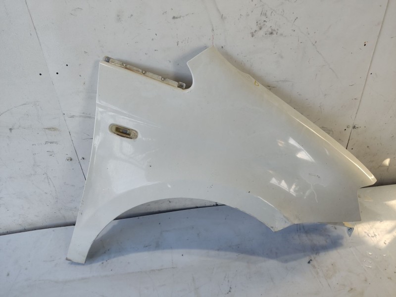 Recambio de aleta delantera derecha para fiat idea (135) 1.4 referencia OEM IAM 51712988  