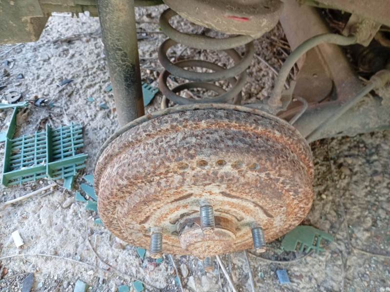 Recambio de tambor freno trasero derecho para daewoo kalos (klas) 1.4 referencia OEM IAM 96473234  