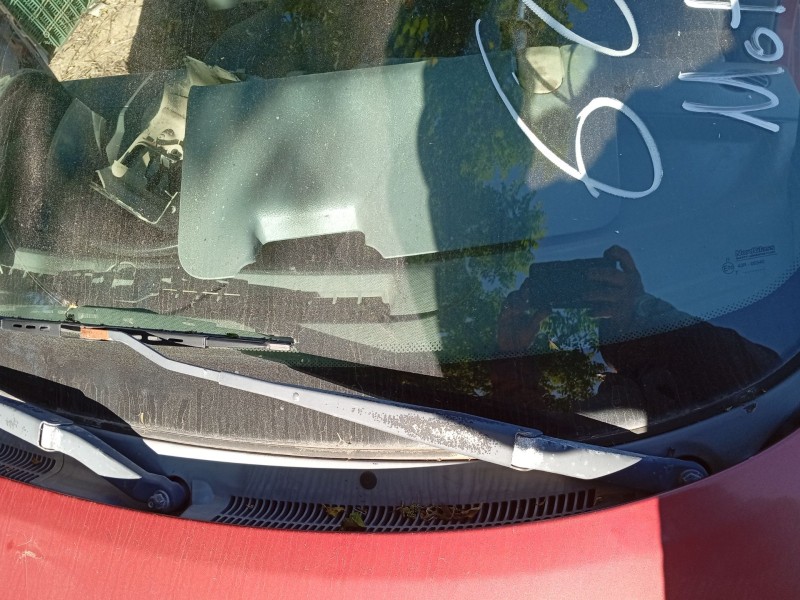 Recambio de brazo limpia delantero izquierdo para daewoo kalos (klas) 1.4 referencia OEM IAM 96543065  