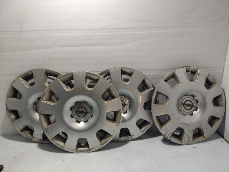 Recambio de tapacubos para opel vectra c berlina 2.0 dti referencia OEM IAM   