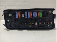 Recambio de caja reles / fusibles para opel vectra c berlina 2.0 dti referencia OEM IAM   