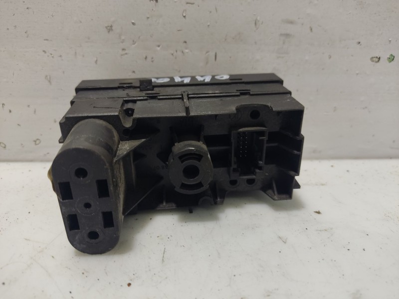 Recambio de mando luces para opel vectra c berlina 2.0 dti referencia OEM IAM 24454623  