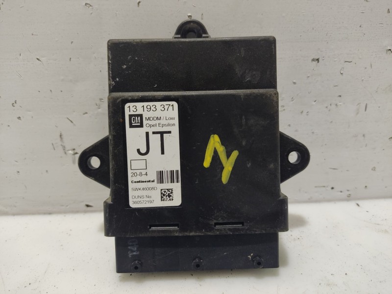 Recambio de modulo electronico para opel vectra c berlina 2.0 dti referencia OEM IAM 13193371  5WK4008D