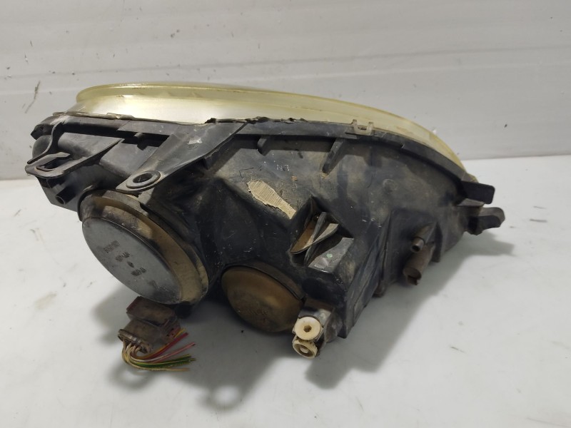 Recambio de faro izquierdo para citroën xsara (n1) 2.0 hdi 90 referencia OEM IAM 6204R5  
