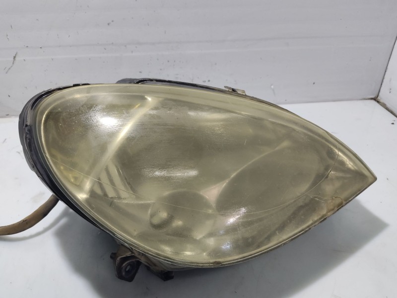 Recambio de faro derecho para citroën xsara (n1) 2.0 hdi 90 referencia OEM IAM 6205R5  