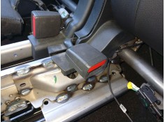 Recambio de enganche cinturon trasero central para ford kuga iii (dfk) 1.5 ecoboost referencia OEM IAM 2416779 LV4B-S60044-BB3JA