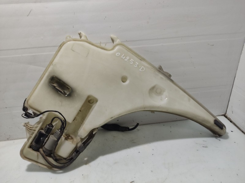 Recambio de deposito limpia para bmw serie 3 touring (e91) 320d referencia OEM IAM 61677238667  