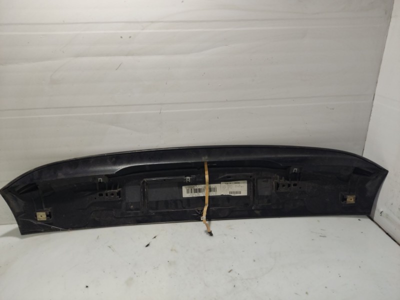 Recambio de aleron trasero para bmw serie 3 touring (e91) 320d referencia OEM IAM 51627167189  