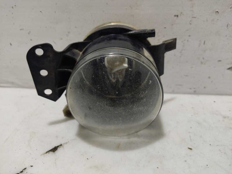 Recambio de faro antiniebla derecho para bmw serie 3 touring (e91) 320d referencia OEM IAM   