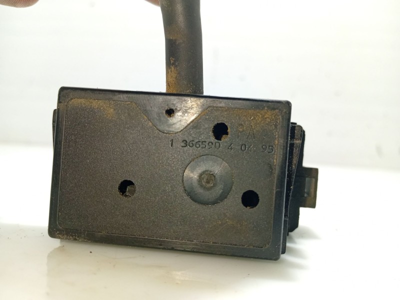 Recambio de mando limpia para nissan terrano ii (r20) 2.7 td 4wd referencia OEM IAM 36659D40495  