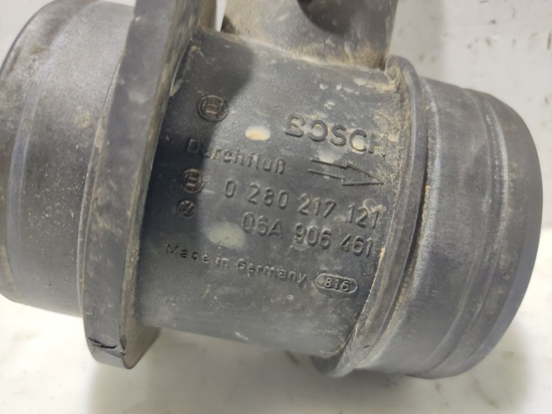 Recambio de caudalimetro para volkswagen golf iv berlina (1j1) 1.9 tdi referencia OEM IAM   